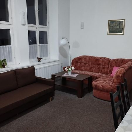 Apartmany Ceska Skola Lipova  المظهر الخارجي الصورة